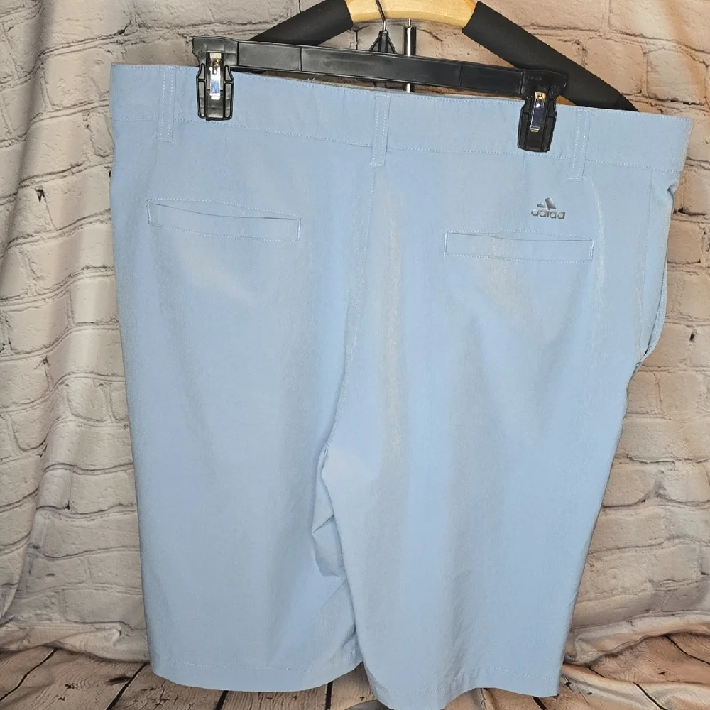 Adidas Men's Light Blue Flat Front Shorts, Sz 36
